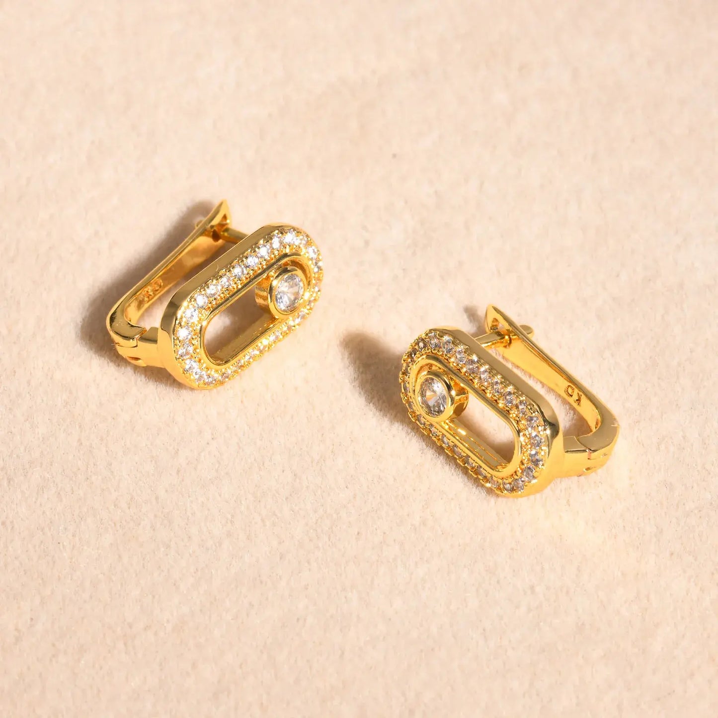 Flat Geometric Paperclip Earrings