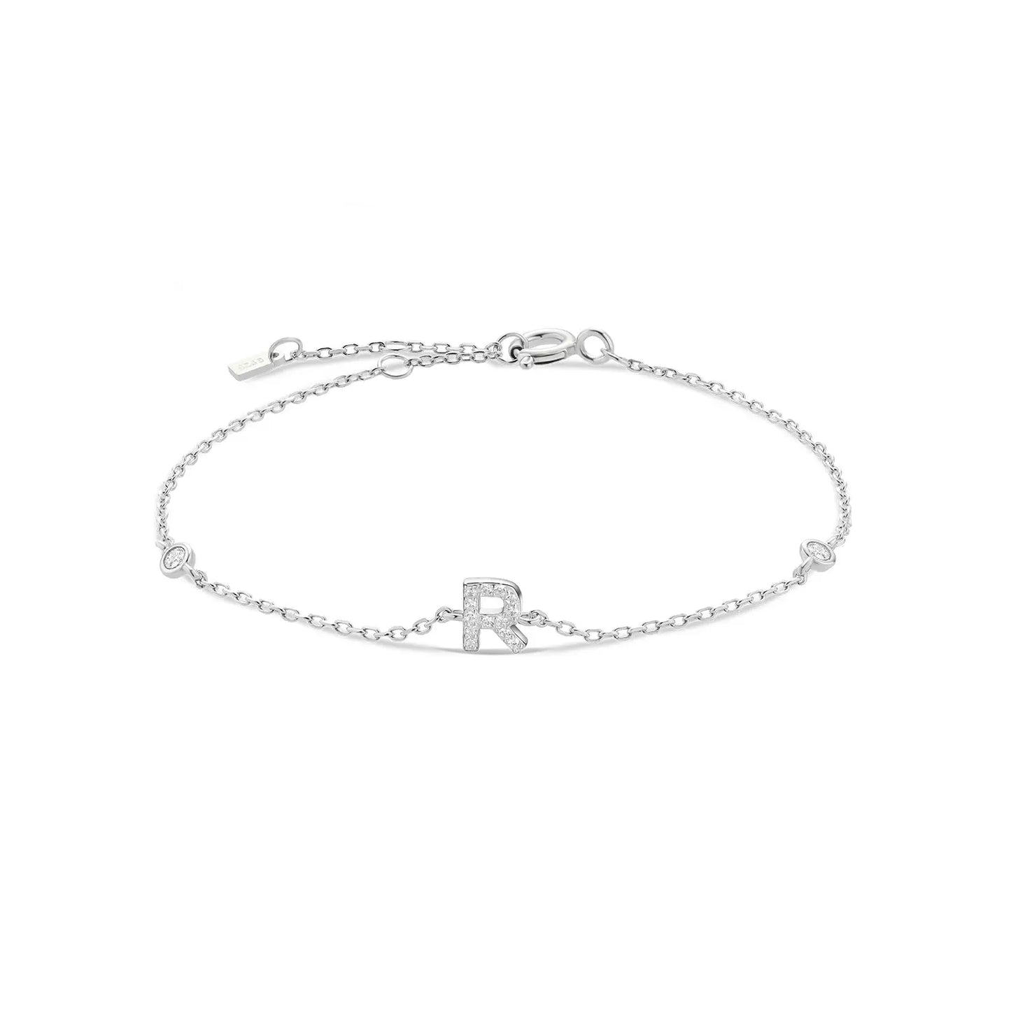 Silver bracelet with the letter R