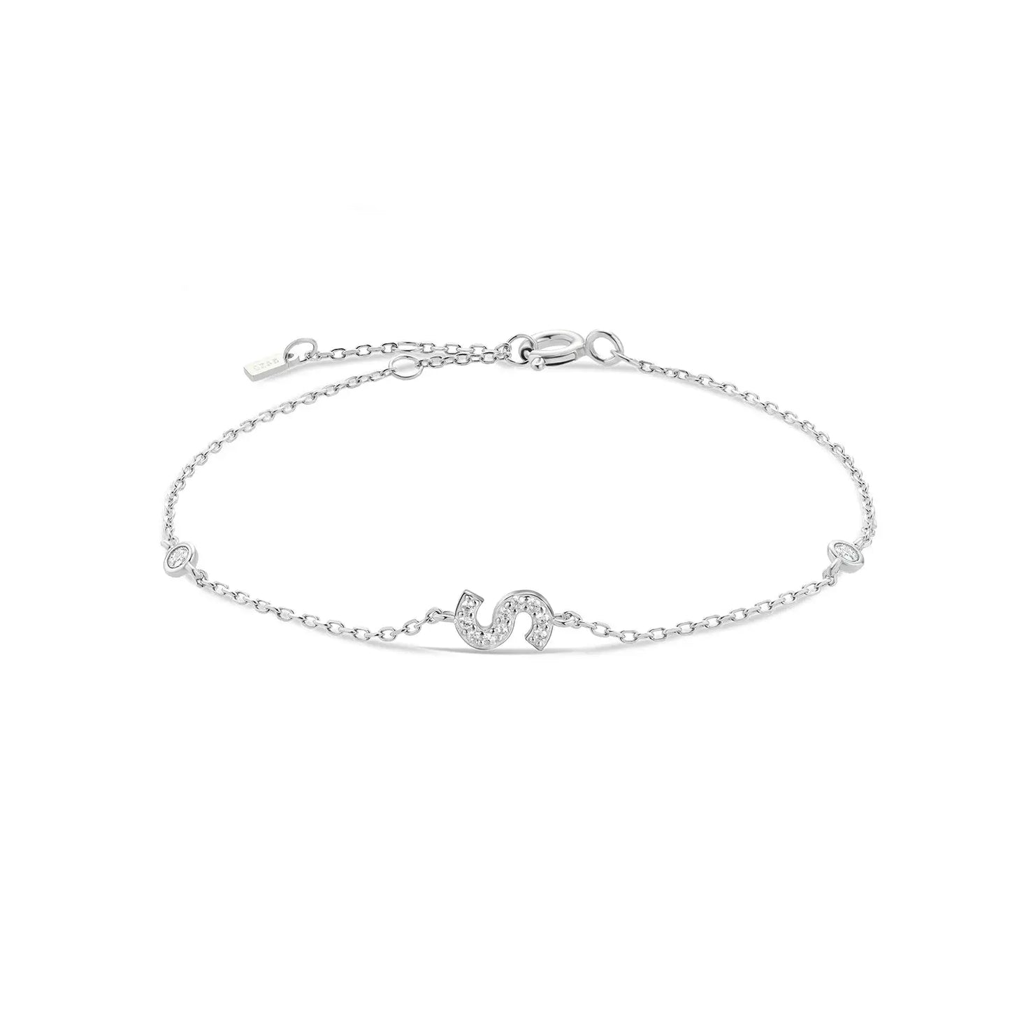 Silver bracelet with the letter S