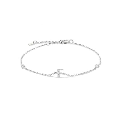 Silver bracelet with the letter F