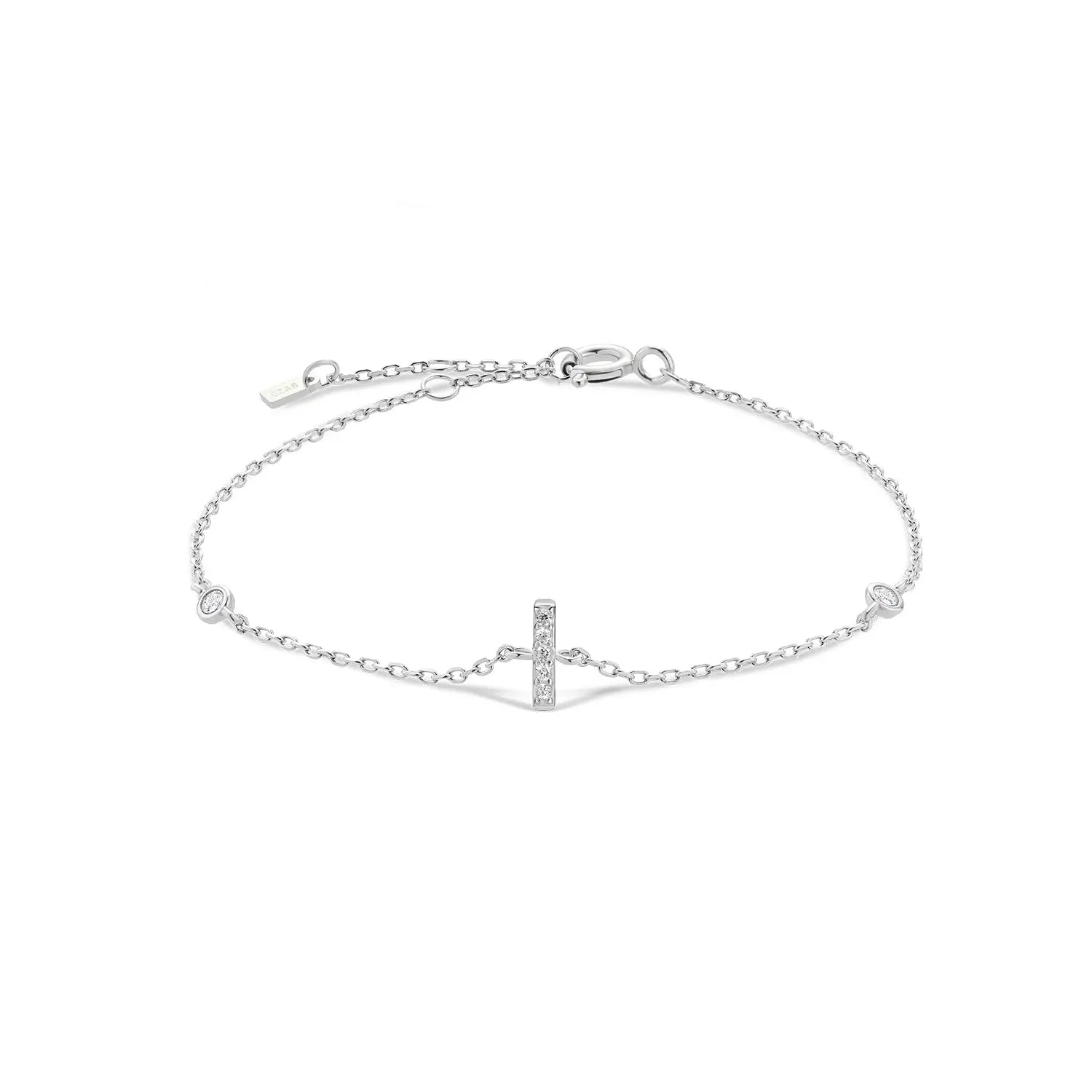 Silver bracelet with the letter I